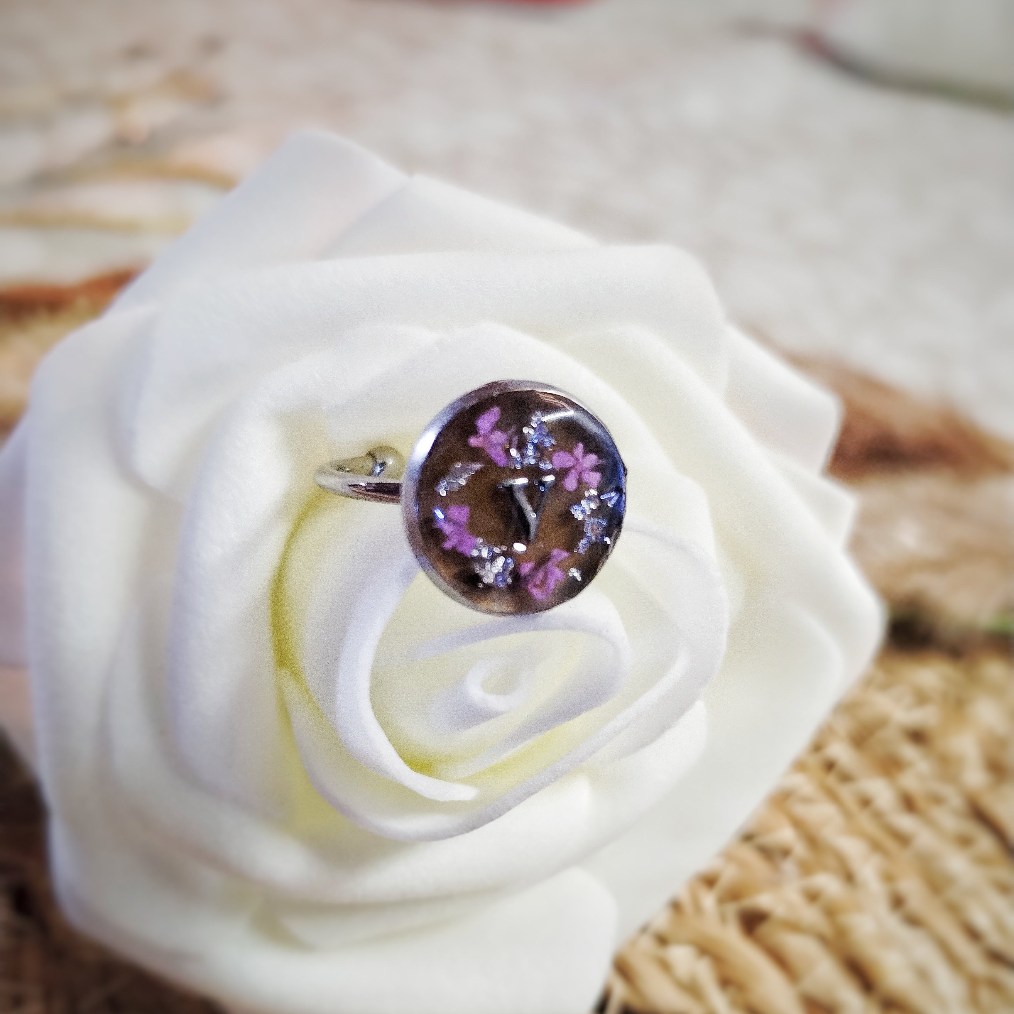 Bague en acier inoxydable, bijou personnalisé en résine avec mèche de cheveux d'enfant/ lait maternel/ poils/ cendres animaux.